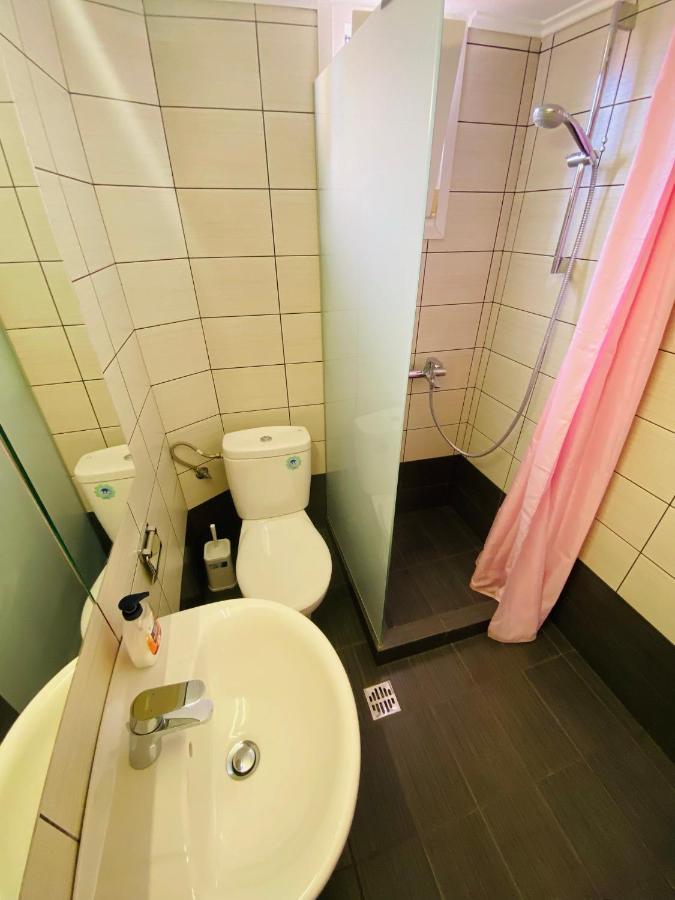 Tobacco Warehouse Apartment Kavala Bagian luar foto