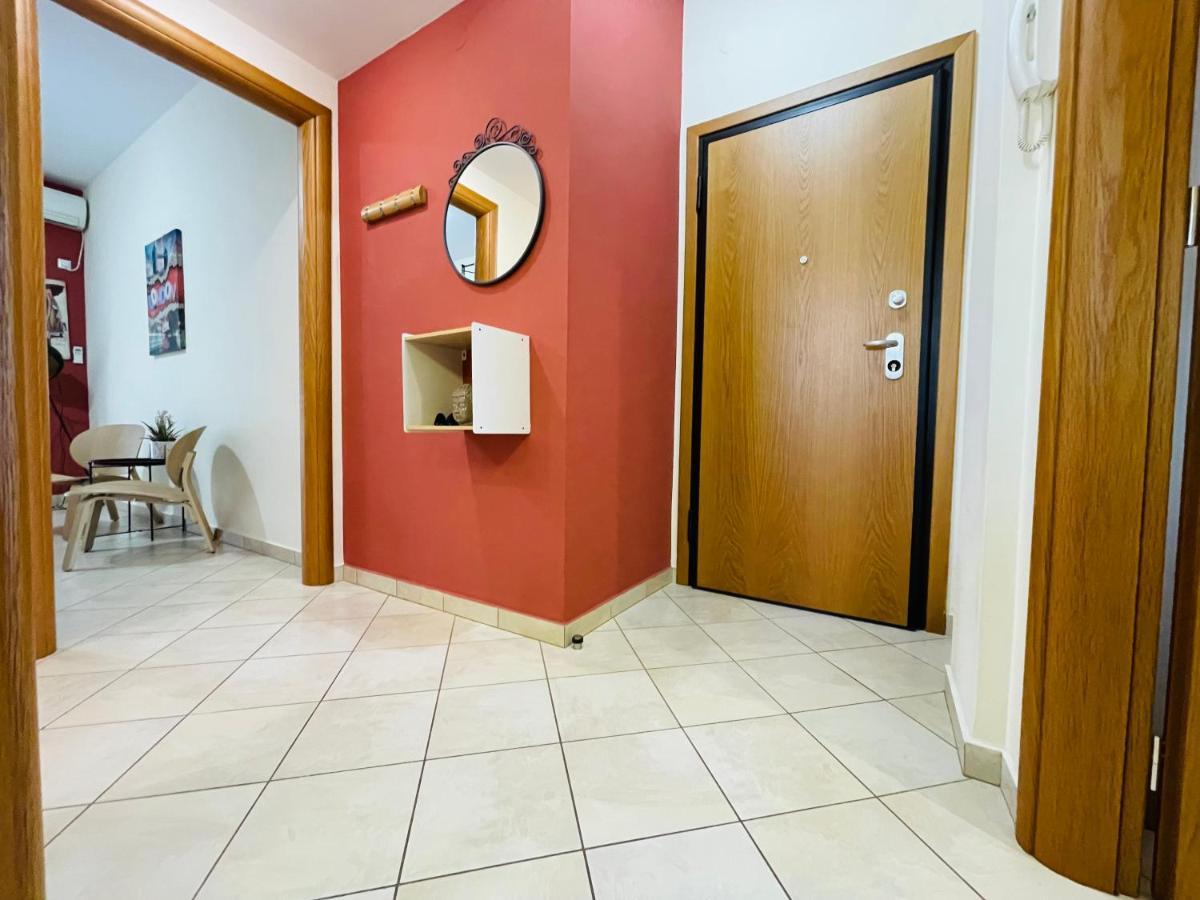 Tobacco Warehouse Apartment Kavala Bagian luar foto