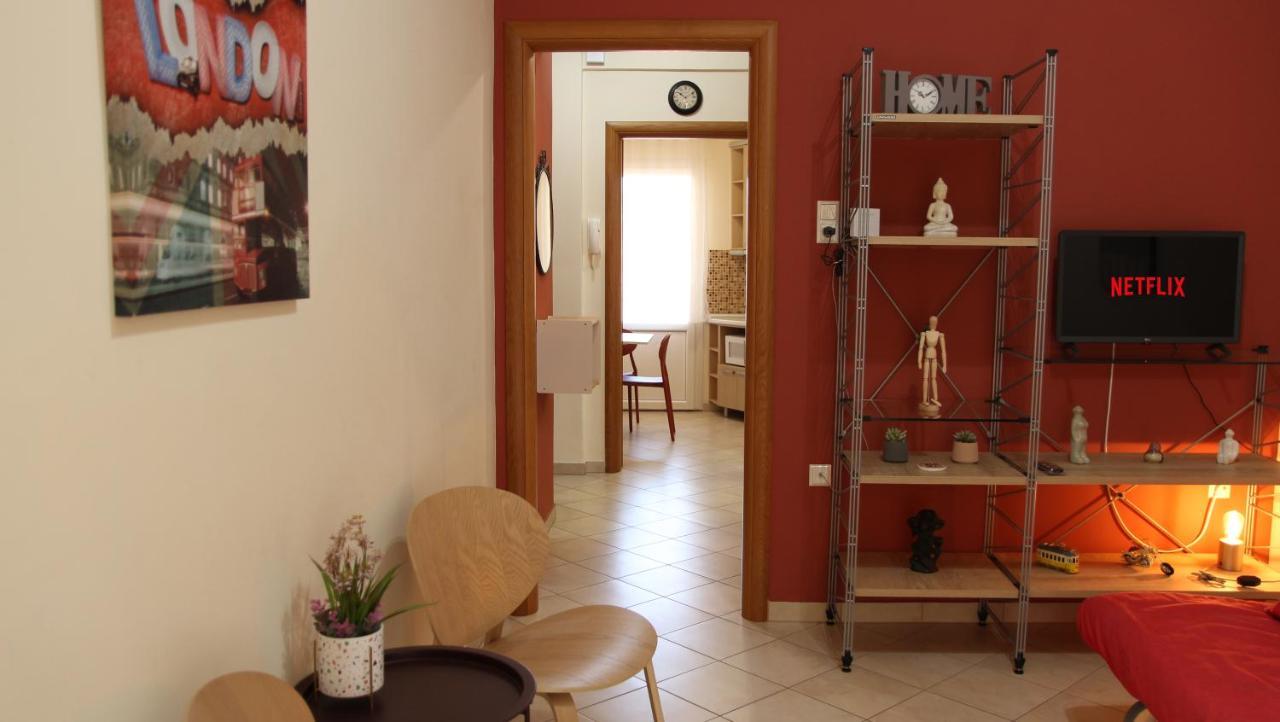 Tobacco Warehouse Apartment Kavala Bagian luar foto