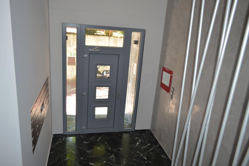 Tobacco Warehouse Apartment Kavala Bagian luar foto